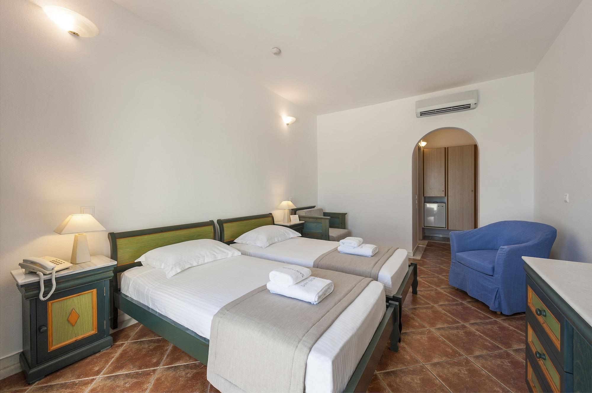 Saint George Hotel Chrisi Akti  Buitenkant foto