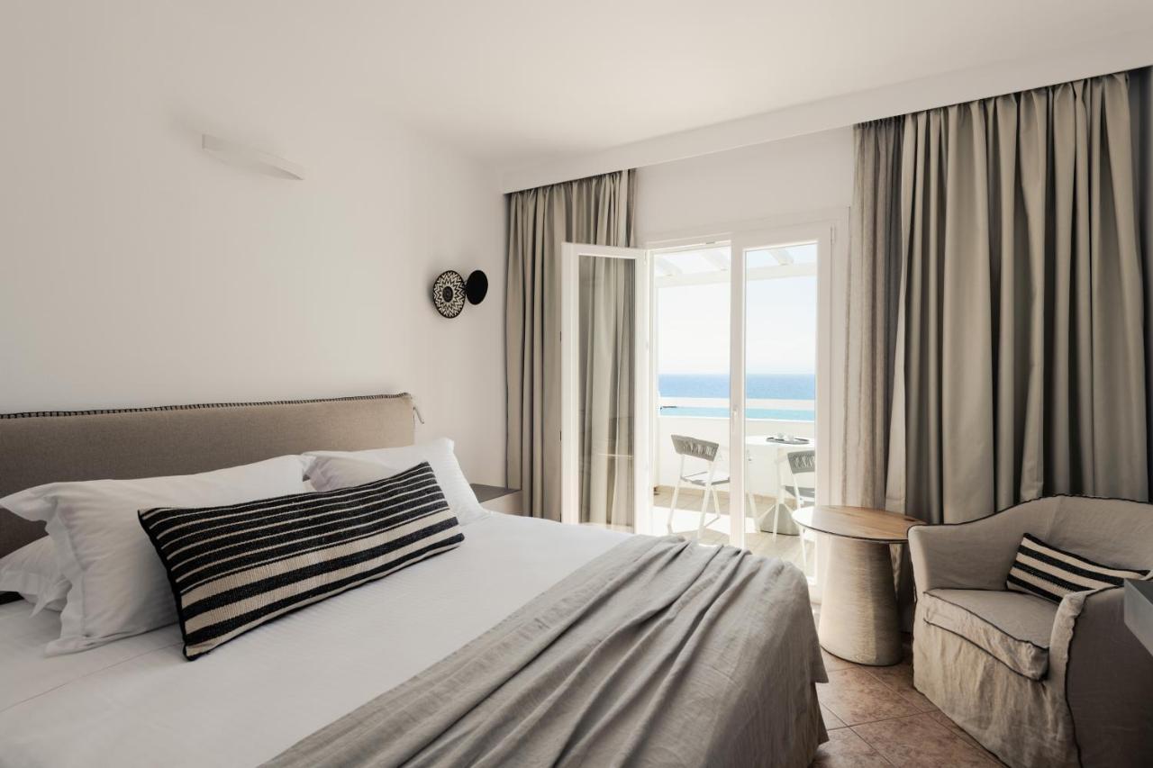 Saint George Hotel Chrisi Akti  Buitenkant foto